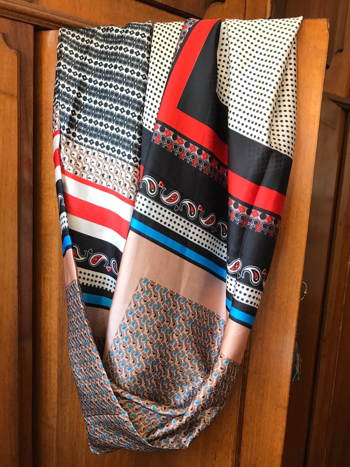 <B style='color:red'>SOLO BOLOGNA E PROVINCIA</B> - foulard elegante - 200x200 30% seta e 70% viscosa
