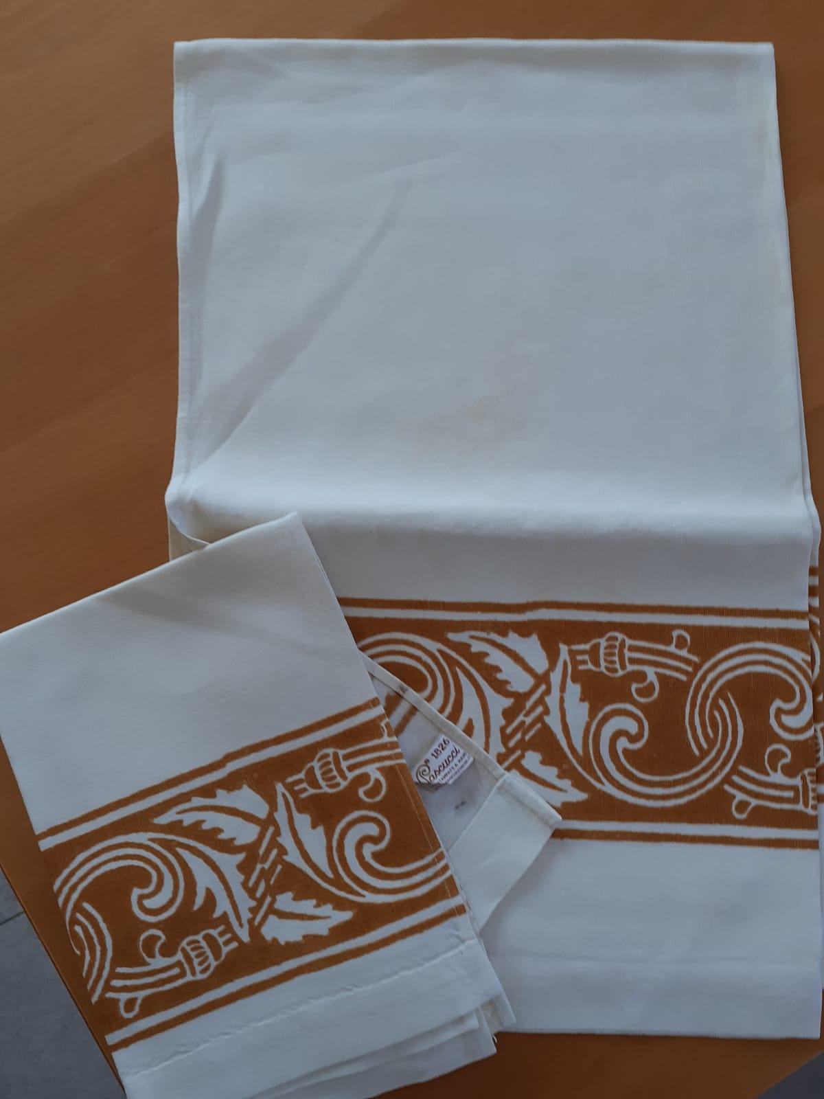 <B style='color:red'>SOLO BOLOGNA E PROVINCIA</B> - Set Ruggine bagno eleganti, stampati a mano Pascucci - asciugamano grande 70x110 asciugamano piccolo 45x65