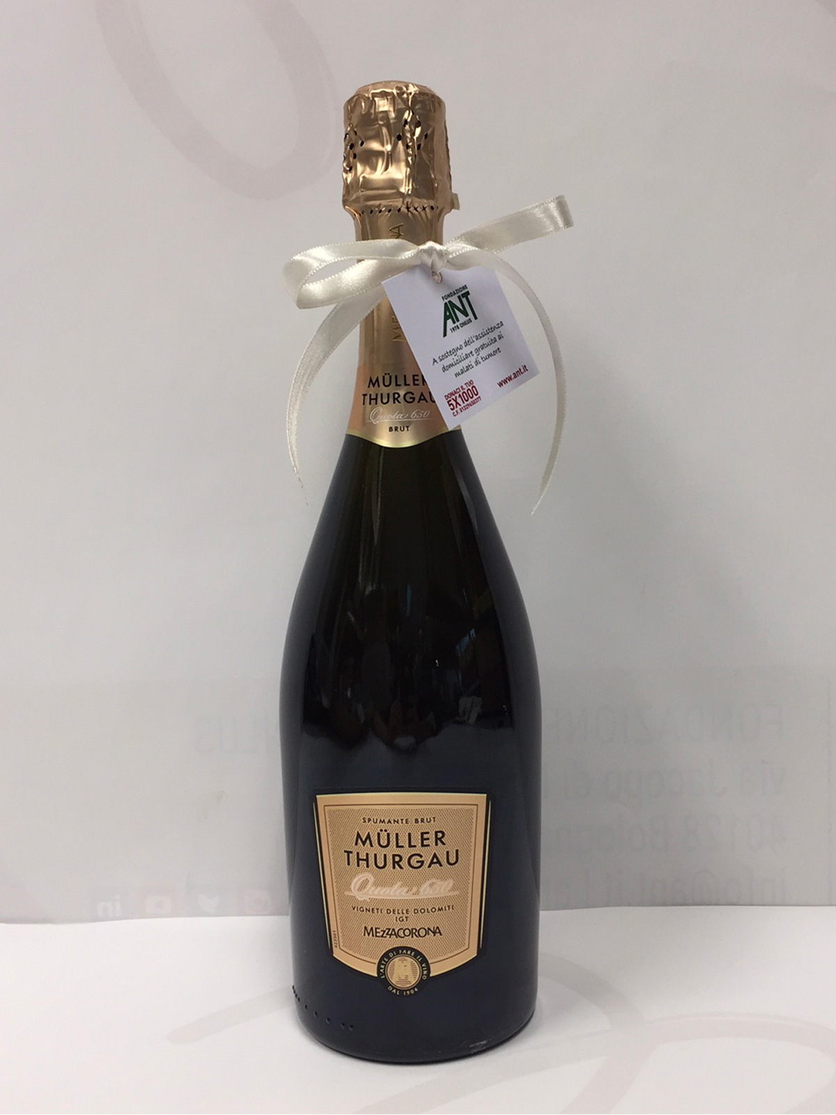 <B style='color:green'> SOLO PROVINCE TOSCANE SERVITE</b> - SPUMANTE BRUT MULLER THURGAU - VIGNETI DELLE DOLOMITI IGT